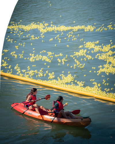 The world 's first sustainable Bio ducks in the Bilbao Estuary